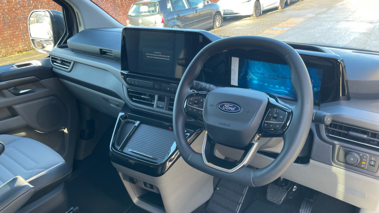 Ford Tourneo Custom 340 L1 Electric Rwd 160kW 65kWh H1 Titanium X 8 seater Auto